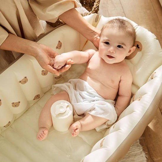 Baignoire bébé | Ergonomique et Sécurisée - Randonnée avec bébé