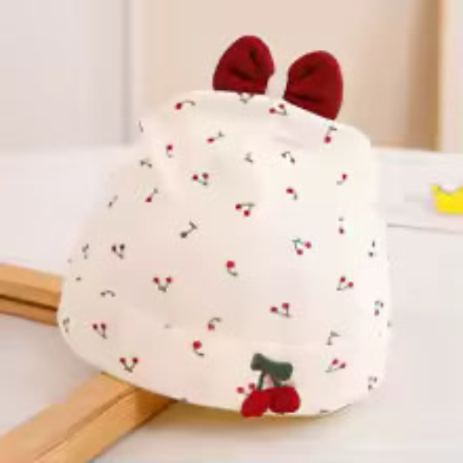 bonnet bébé motif cerises