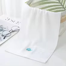 Serviette de bain bébé blanc