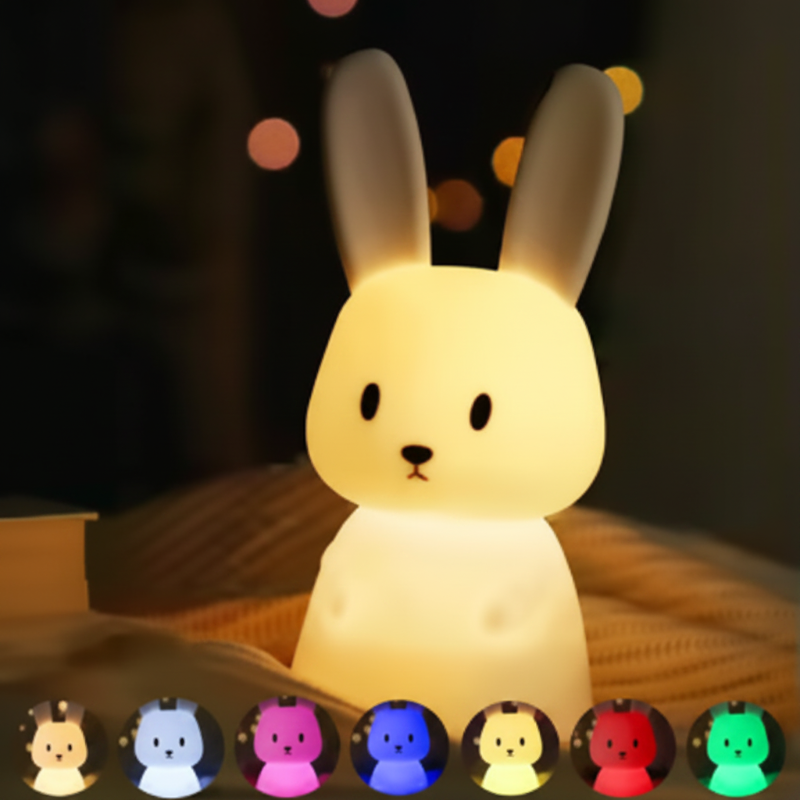 Veilleuse bébé lapin assis avec les changements de couleurs disponibles